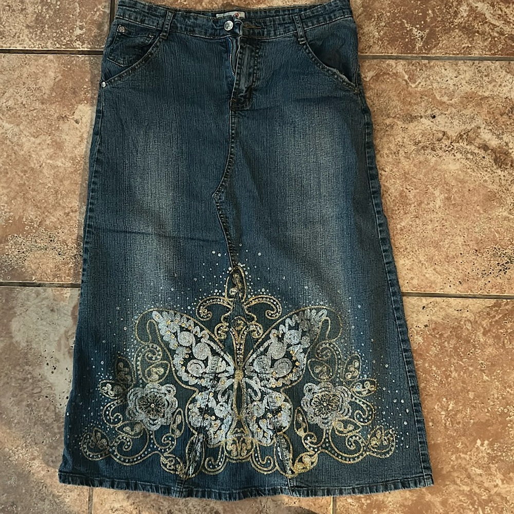 This is a beautiful Butterfly Jean Skirt